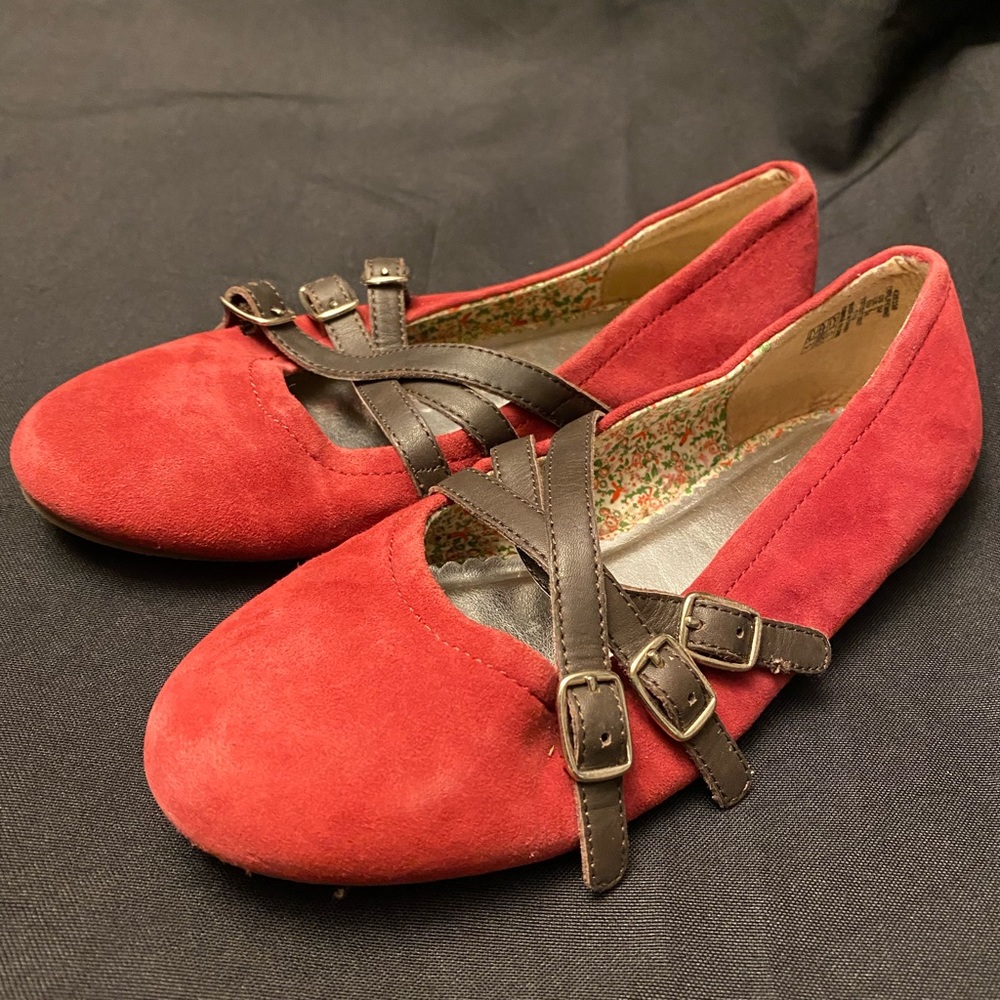 Lands’ End-Red shoes w/brown straps, Kids size:3M